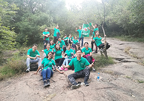 德瑞亞工廠團(tuán)隊2016年春季爬山員工風(fēng)采